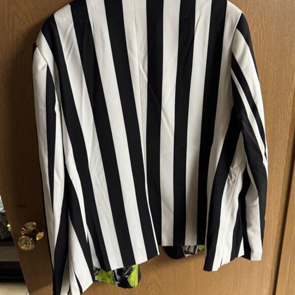 Women's Beetlejuice Suit Blazer - Picture 2 of 3